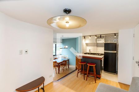 Sala/ Cozinha de apartamento para alugar com 1 quarto, 60m² em Cidade Monções, São Paulo