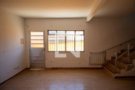 Sala de casa à venda com 3 quartos, 200m² em Jardim Norma, São Paulo