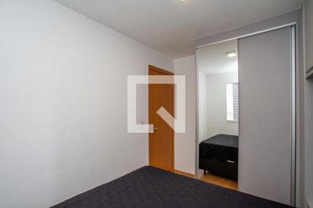 Quarto 1 de apartamento à venda com 2 quartos, 44m² em Jardim Rosa de Franca, Guarulhos