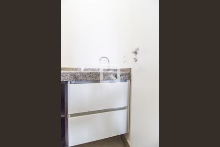 Lavabo de apartamento para alugar com 3 quartos, 87m² em Tamboré, Barueri