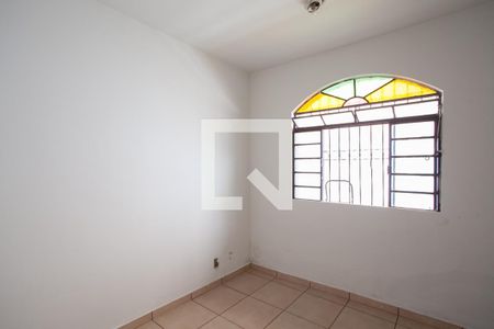 Quarto 2 de casa para alugar com 2 quartos, 80m² em Ouro Preto, Belo Horizonte