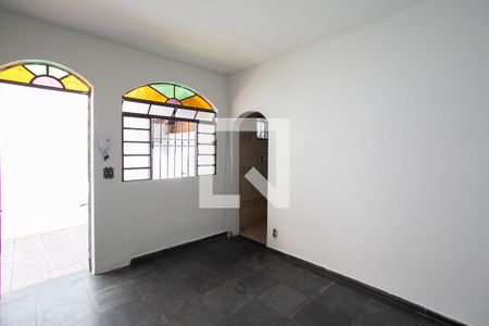 Sala de casa para alugar com 2 quartos, 80m² em Ouro Preto, Belo Horizonte