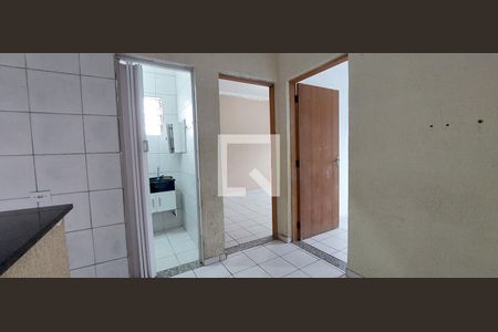 Sala de apartamento para alugar com 2 quartos, 50m² em Jardim Santo Antônio, Santo André