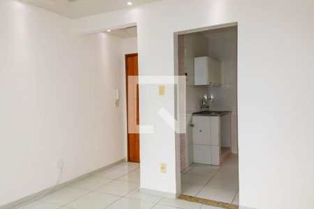 Sala de apartamento à venda com 2 quartos, 50m² em Todos Os Santos, Rio de Janeiro