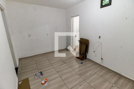 Sala de casa para alugar com 3 quartos, 80m² em Jardim Sao Januario, São Paulo