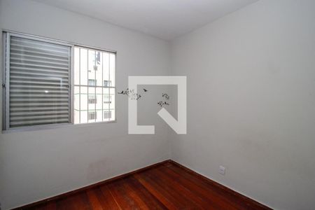 Quarto 2 de apartamento para alugar com 2 quartos, 70m² em Sion, Belo Horizonte