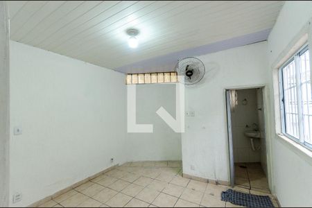 Suíte de casa para alugar com 2 quartos, 125m² em Vila Pereira Cerca, São Paulo