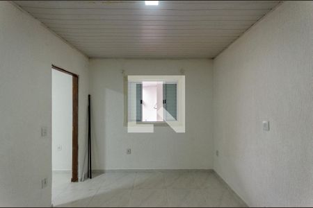 Quarto de casa para alugar com 2 quartos, 125m² em Vila Pereira Cerca, São Paulo