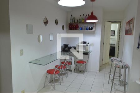 Sala de apartamento à venda com 2 quartos, 57m² em Taquara, Rio de Janeiro