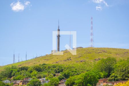 Vista Quarto 1 de apartamento à venda com 2 quartos, 42m² em Glória, Porto Alegre