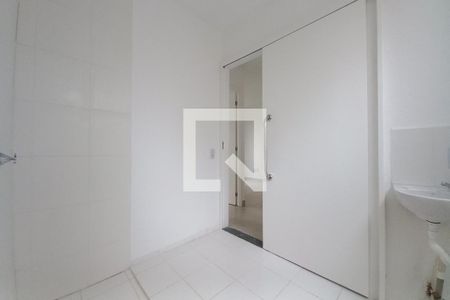 Banheiro de apartamento para alugar com 1 quarto, 40m² em Jardim Rossin, Campinas