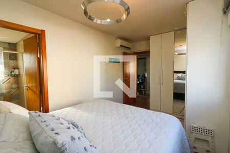 Quarto Suíte de apartamento para alugar com 3 quartos, 89m² em Menino Deus, Porto Alegre