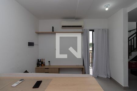 Sala de apartamento para alugar com 1 quarto, 87m² em Jardim Japao, São Paulo