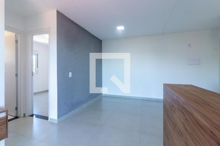 Sala de apartamento para alugar com 2 quartos, 54m² em Jardim Recanto Suave, Cotia