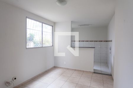 sala de apartamento para alugar com 2 quartos, 45m² em Kennedy, Contagem