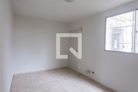 sala de apartamento para alugar com 2 quartos, 45m² em Kennedy, Contagem