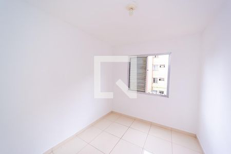 Quarto 2 de apartamento para alugar com 2 quartos, 40m² em Conjunto Habitacional Padre Manoel da Nobrega, São Paulo