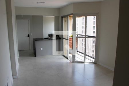 Sala de kitnet/studio à venda com 1 quarto, 50m² em Centro, Campinas