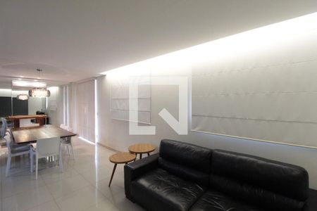 Sala de casa de condomínio para alugar com 3 quartos, 200m² em Garças, Belo Horizonte