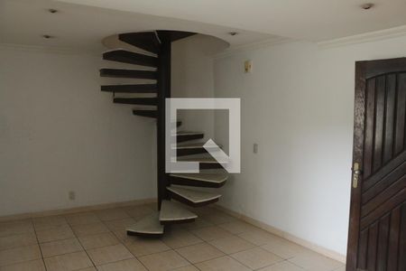 Sala de casa para alugar com 3 quartos, 132m² em Guarani, Nova Iguaçu