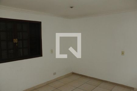 Sala de casa para alugar com 3 quartos, 132m² em Guarani, Nova Iguaçu