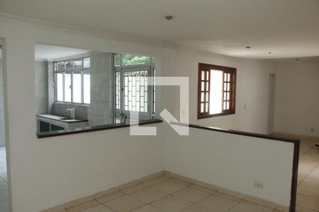 Sala de casa para alugar com 3 quartos, 132m² em Guarani, Nova Iguaçu