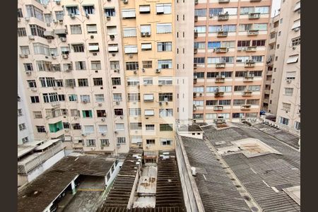 Sala vista de apartamento para alugar com 2 quartos, 75m² em Copacabana, Rio de Janeiro