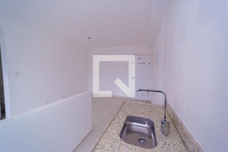 Cozinha de apartamento à venda com 2 quartos, 51m² em Burgo Paulista, São Paulo