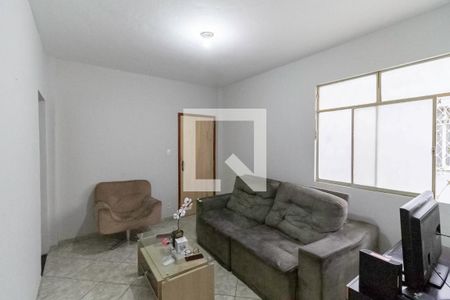 Sala  de apartamento à venda com 3 quartos, 64m² em Santa Efigênia, Belo Horizonte