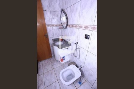 Banheiro do Quarto de casa para alugar com 3 quartos, 245m² em Setor Habitacional Arniqueira (Águas Claras), Brasília