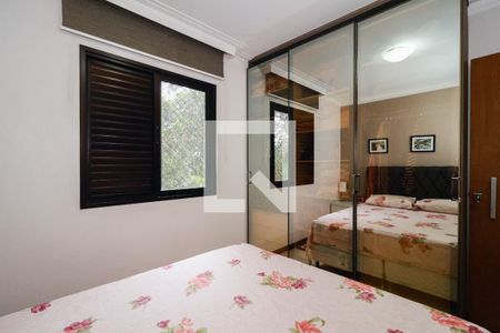 Quarto 1 de apartamento para alugar com 2 quartos, 81m² em Jardim Henriqueta, Taboão da Serra