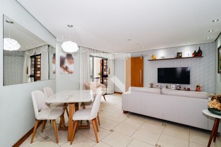 Sala de apartamento para alugar com 2 quartos, 81m² em Jardim Henriqueta, Taboão da Serra