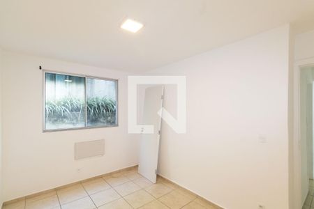 Quarto 2 de apartamento para alugar com 2 quartos, 45m² em Campo Grande, Rio de Janeiro