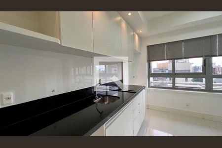 Cozinha de apartamento à venda com 1 quarto, 44m² em Funcionários, Belo Horizonte