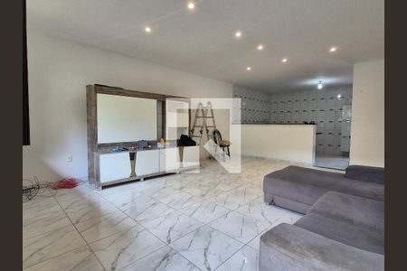 Sala de casa de condomínio para alugar com 2 quartos, 360m² em Vargem Grande, Rio de Janeiro