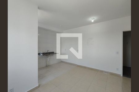 Sala de apartamento para alugar com 2 quartos, 46m² em Tanquinho, Ferraz de Vasconcelos