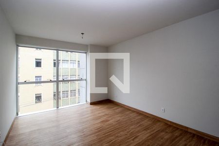 Sala de apartamento à venda com 2 quartos, 66m² em Coracao de Jesus, Belo Horizonte