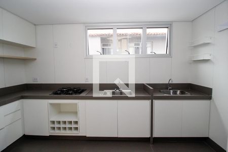 Cozinha de apartamento à venda com 2 quartos, 66m² em Coracao de Jesus, Belo Horizonte