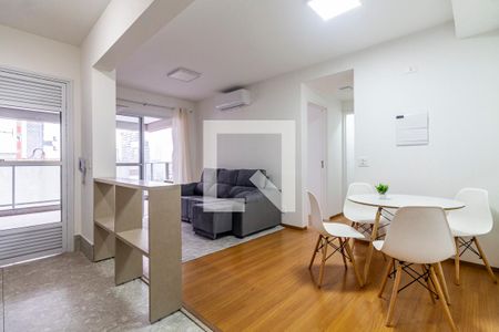 Apartamento para alugar com 66m², 2 quartos e 1 vagaSala