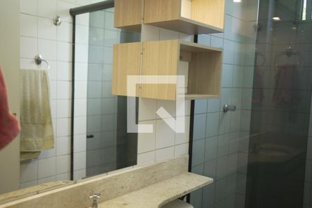 Banheiro  de apartamento à venda com 2 quartos, 50m² em Dom Silverio, Belo Horizonte