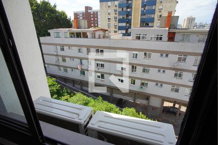 Suíte - Vista de apartamento para alugar com 2 quartos, 63m² em Passo D’areia, Porto Alegre