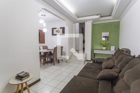 Sala 1 de casa à venda com 5 quartos, 118m² em Horto Florestal, Belo Horizonte