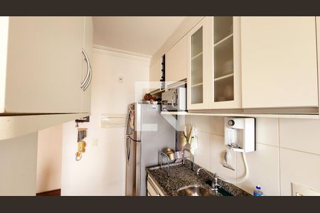 Cozinha e Área de Serviço de apartamento para alugar com 2 quartos, 62m² em Jardim Messina, Jundiaí