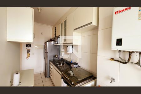 Cozinha e Área de Serviço de apartamento para alugar com 2 quartos, 62m² em Jardim Messina, Jundiaí