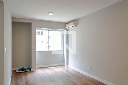 Sala de apartamento para alugar com 1 quarto, 45m² em Centro, Florianópolis