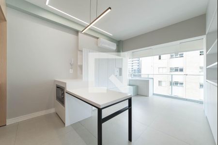 Sala de apartamento para alugar com 1 quarto, 38m² em Itaim Bibi, São Paulo