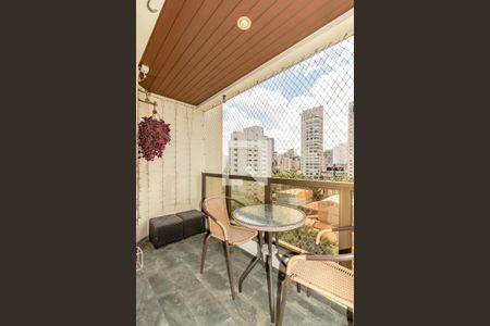 Sacada de apartamento à venda com 4 quartos, 134m² em Vila Olímpia, São Paulo