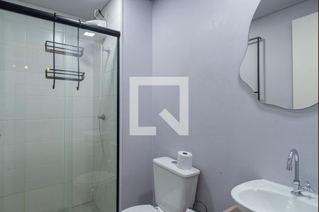 Banheiro de kitnet/studio para alugar com 1 quarto, 25m² em Bela Vista, São Paulo