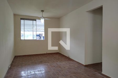 Sala de apartamento para alugar com 2 quartos, 55m² em Taquara, Rio de Janeiro