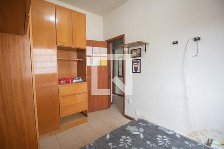 Quarto 1 de casa de condomínio para alugar com 2 quartos, 98m² em Galo Branco, São Gonçalo